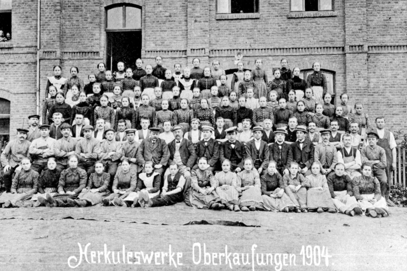 Belegschaft der Herkules-Spiralfederfabrik, 1904