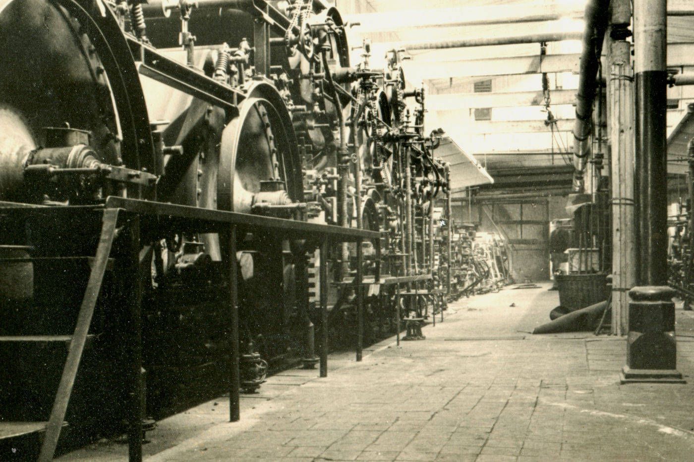 Papierfabrik, Produktionshalle